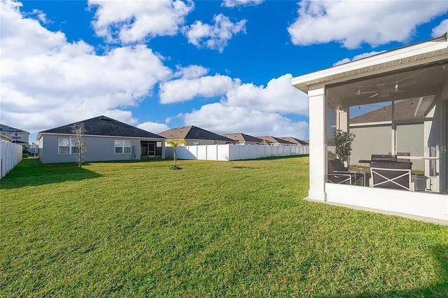 5818 WALLIS LANE, St Cloud, FL 34771