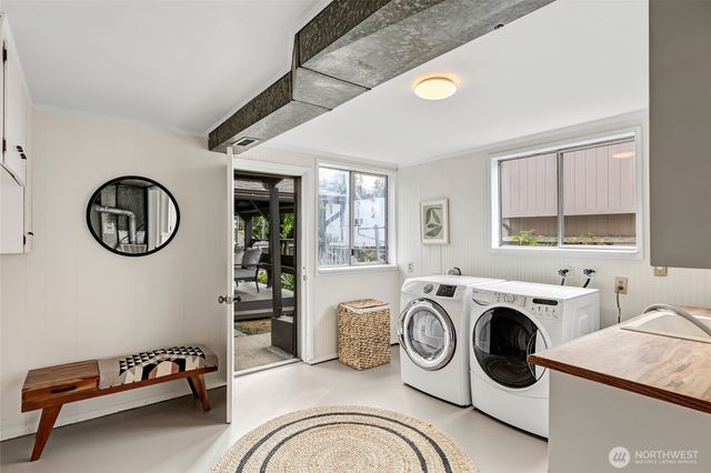 3933 S Mead Street, Seattle, WA 98118