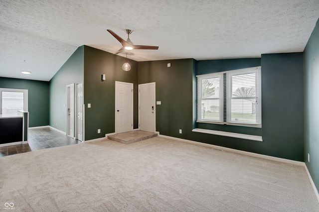 157 Southridge Lane, Westfield, IN 46074