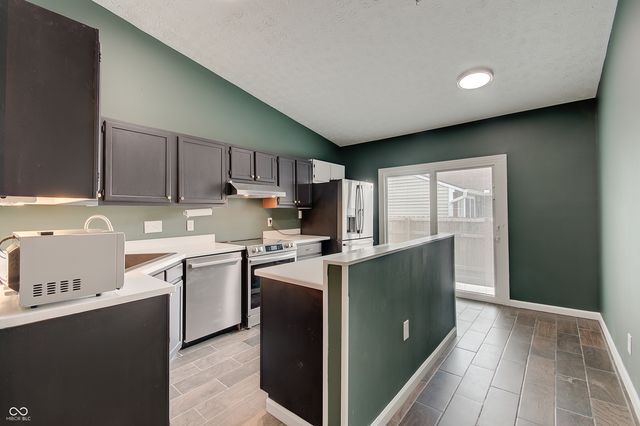 157 Southridge Lane, Westfield, IN 46074