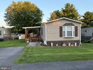 136 PATRICKS CT, Inwood, WV 25428