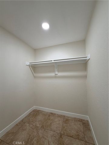 649 E 87th, Los Angeles, CA 90002