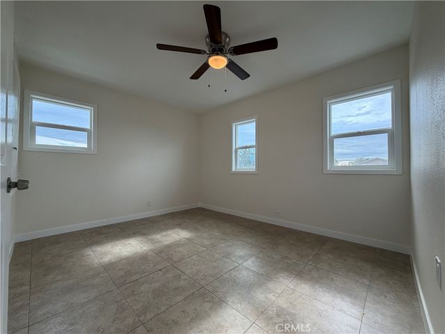 649 E 87th, Los Angeles, CA 90002