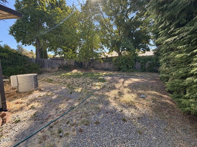181 Southridge Way, Grants Pass, OR 97527