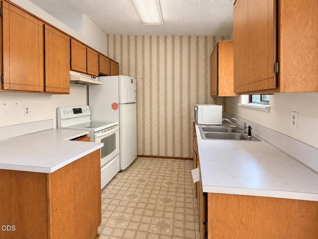 181 Southridge Way, Grants Pass, OR 97527