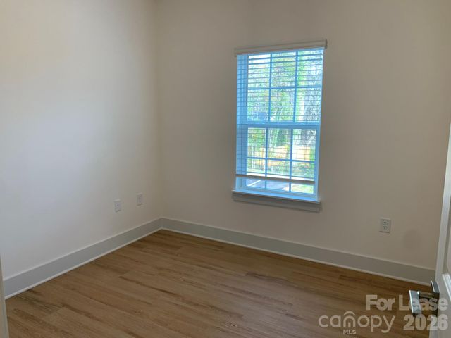 3515 Markland Drive 301, Charlotte, NC 28208