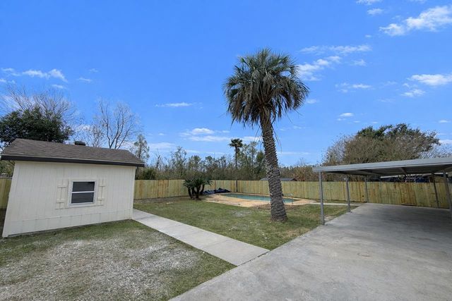 207 Bellaire Drive, Houma, LA 70360
