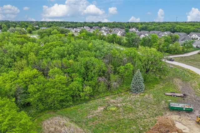 8070 NW 28th Lane, Ankeny, IA 50023