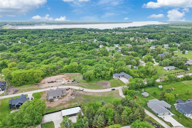 8070 NW 28th Lane, Ankeny, IA 50023