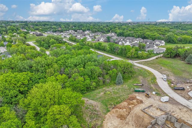 8070 NW 28th Lane, Ankeny, IA 50023