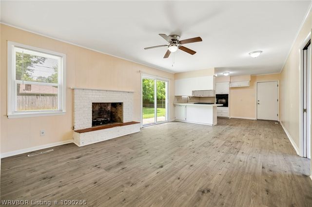 2211 S 64th Street, Fort Smith, AR 72903