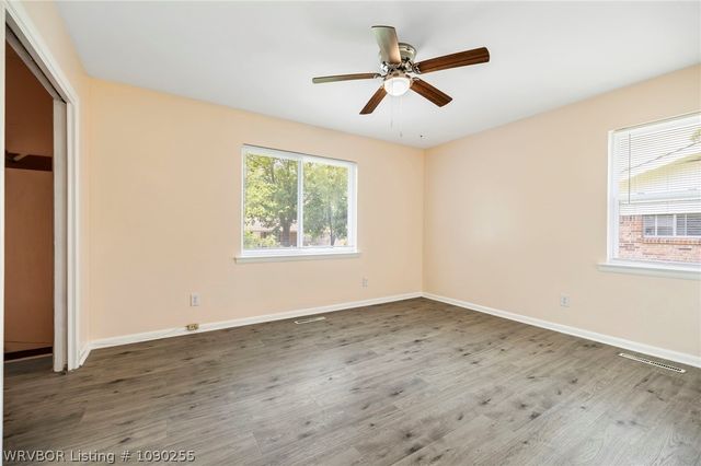 2211 S 64th Street, Fort Smith, AR 72903