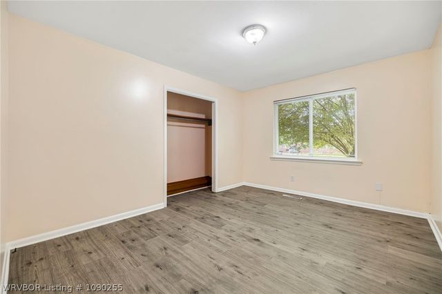 2211 S 64th Street, Fort Smith, AR 72903