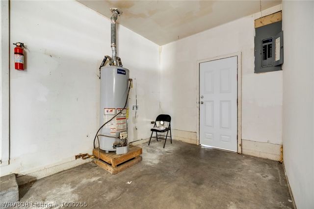 2211 S 64th Street, Fort Smith, AR 72903