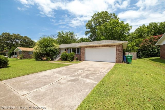 2211 S 64th Street, Fort Smith, AR 72903