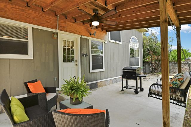 1318 Rosie LN, Cedar Park, TX 78613