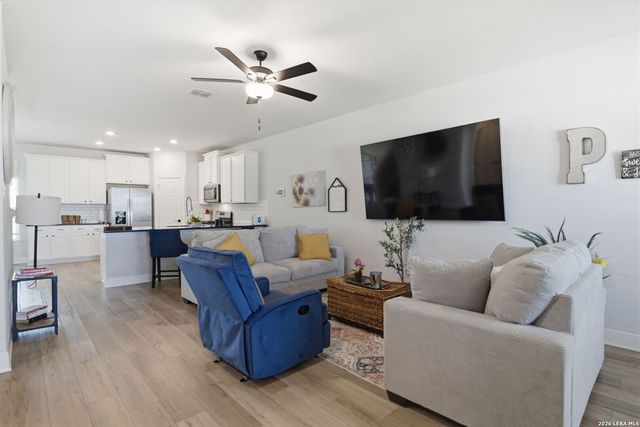 6515 Napa FRY, Converse, TX 78109