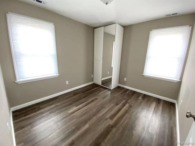 14415 Newburgh Road, Livonia, MI 48154