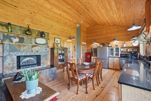 325 Weoka Court, Ellijay, GA 30541