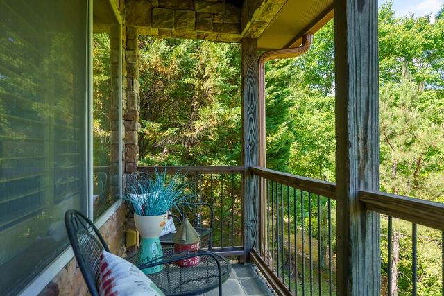 325 Weoka Court, Ellijay, GA 30541