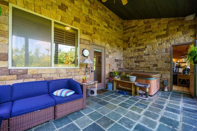 325 Weoka Court, Ellijay, GA 30541