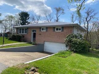219 Sarah Boulevard, Toronto, OH 43964