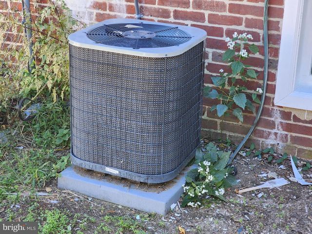 4621 WOODLAND AVE, Pennsauken, NJ 08110