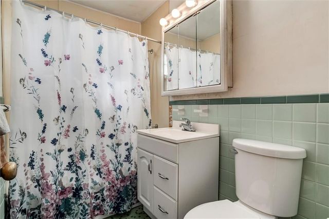 7600 W 67th Street, Mission, KS 66202