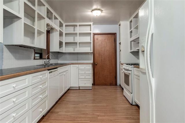 7600 W 67th Street, Mission, KS 66202