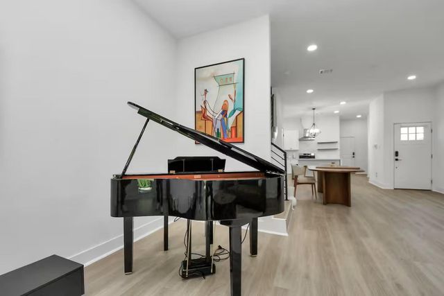 6747 Peerless Street, Houston, TX 77021