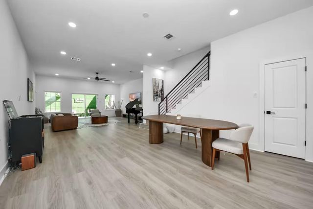 6747 Peerless Street, Houston, TX 77021