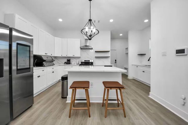 6747 Peerless Street, Houston, TX 77021