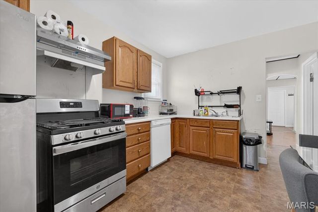 307 Vida Avenue, Unincorporated, MO 63125