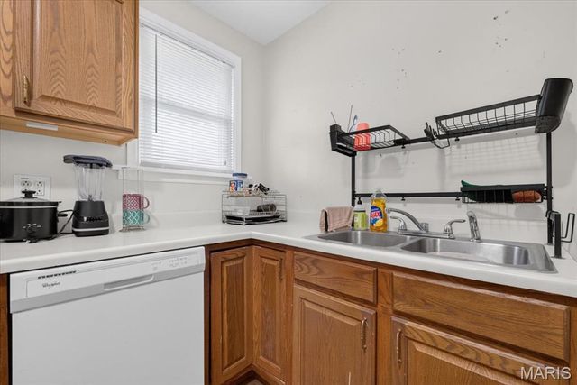 307 Vida Avenue, Unincorporated, MO 63125