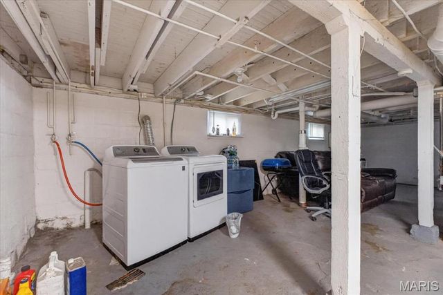 307 Vida Avenue, Unincorporated, MO 63125