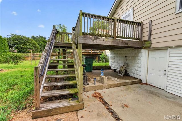 307 Vida Avenue, Unincorporated, MO 63125