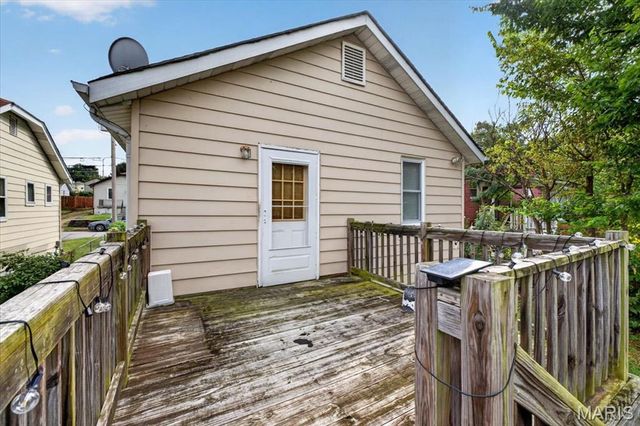 307 Vida Avenue, Unincorporated, MO 63125