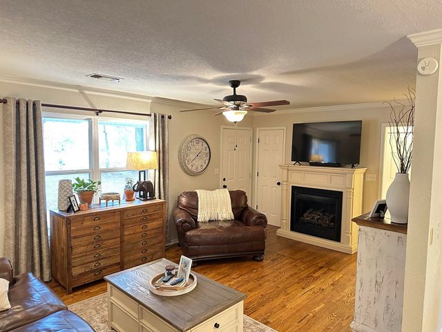 159 Red Oak Street, Malvern, AR 72104