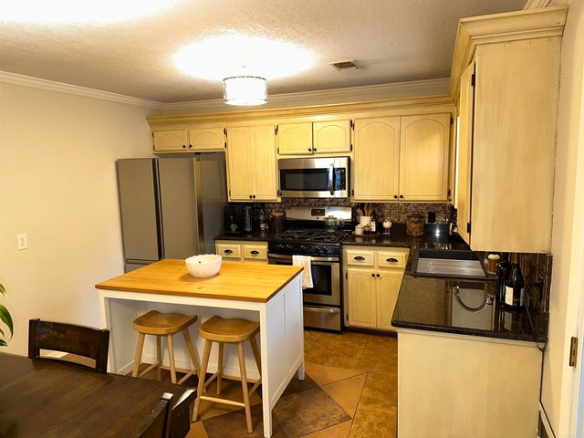 159 Red Oak Street, Malvern, AR 72104