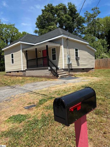117 Dewey Avenue, Laurens, SC 29360