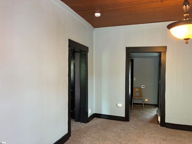 117 Dewey Avenue, Laurens, SC 29360