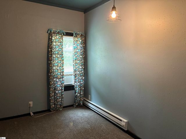 117 Dewey Avenue, Laurens, SC 29360