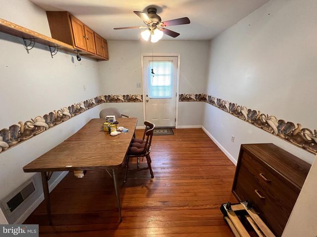 327 W FERDINAND ST, Manheim, PA 17545