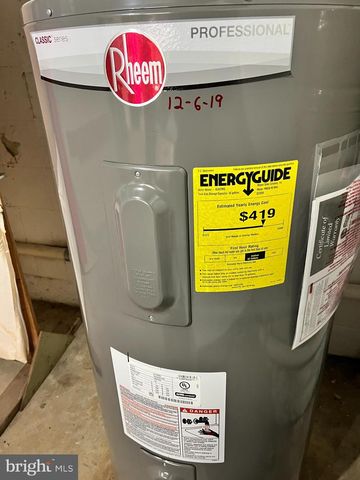 327 W FERDINAND ST, Manheim, PA 17545