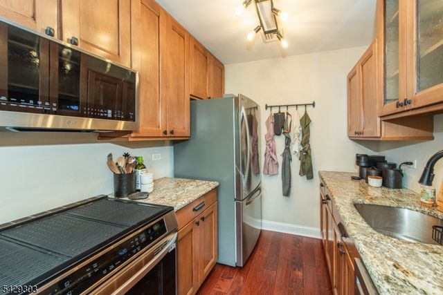 240 Main St 205, Little Falls Twp., NJ 07424