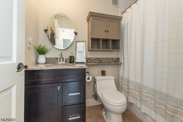 240 Main St 205, Little Falls Twp., NJ 07424