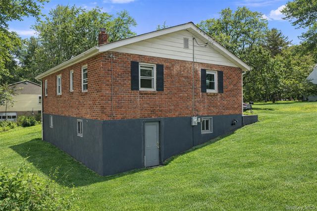 28 Wileman Avenue, Walden, NY 12586