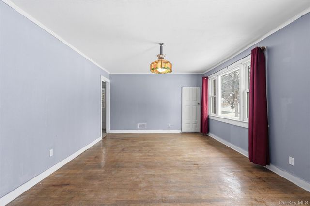 28 Wileman Avenue, Walden, NY 12586