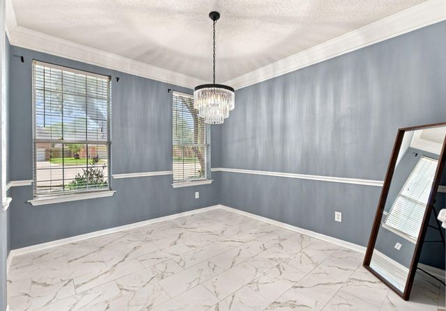13507 Willow Heights Court, Houston, TX 77059