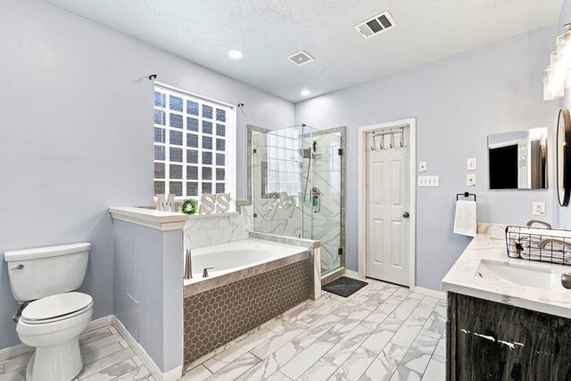 13507 Willow Heights Court, Houston, TX 77059